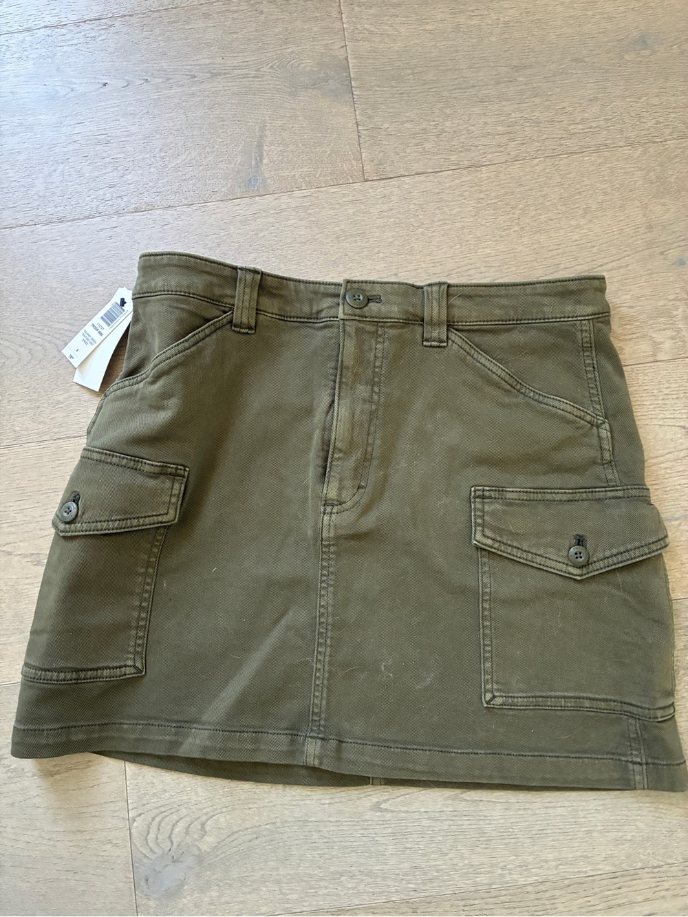 Aritzia - NWT - Olive Green Cargo Pocket Mini Skirt